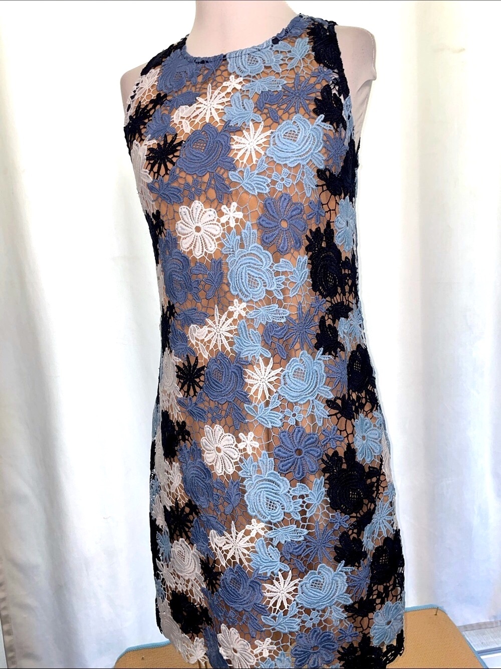 Michael Kors Sleeveless Floral Lace Mini Dress in Blue, Navy & White